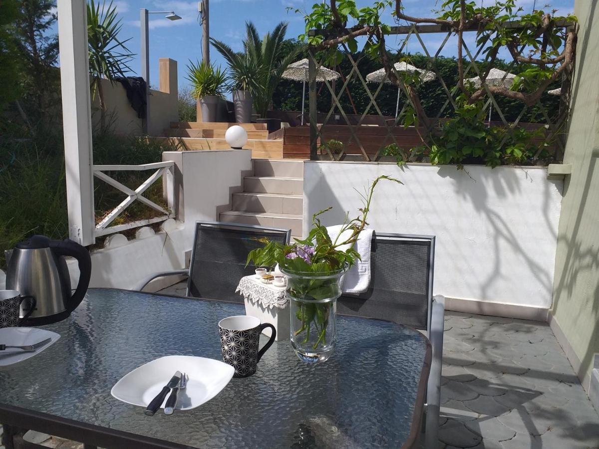 פוטוס Kapahi Seaview Hotel Apartments מראה חיצוני תמונה