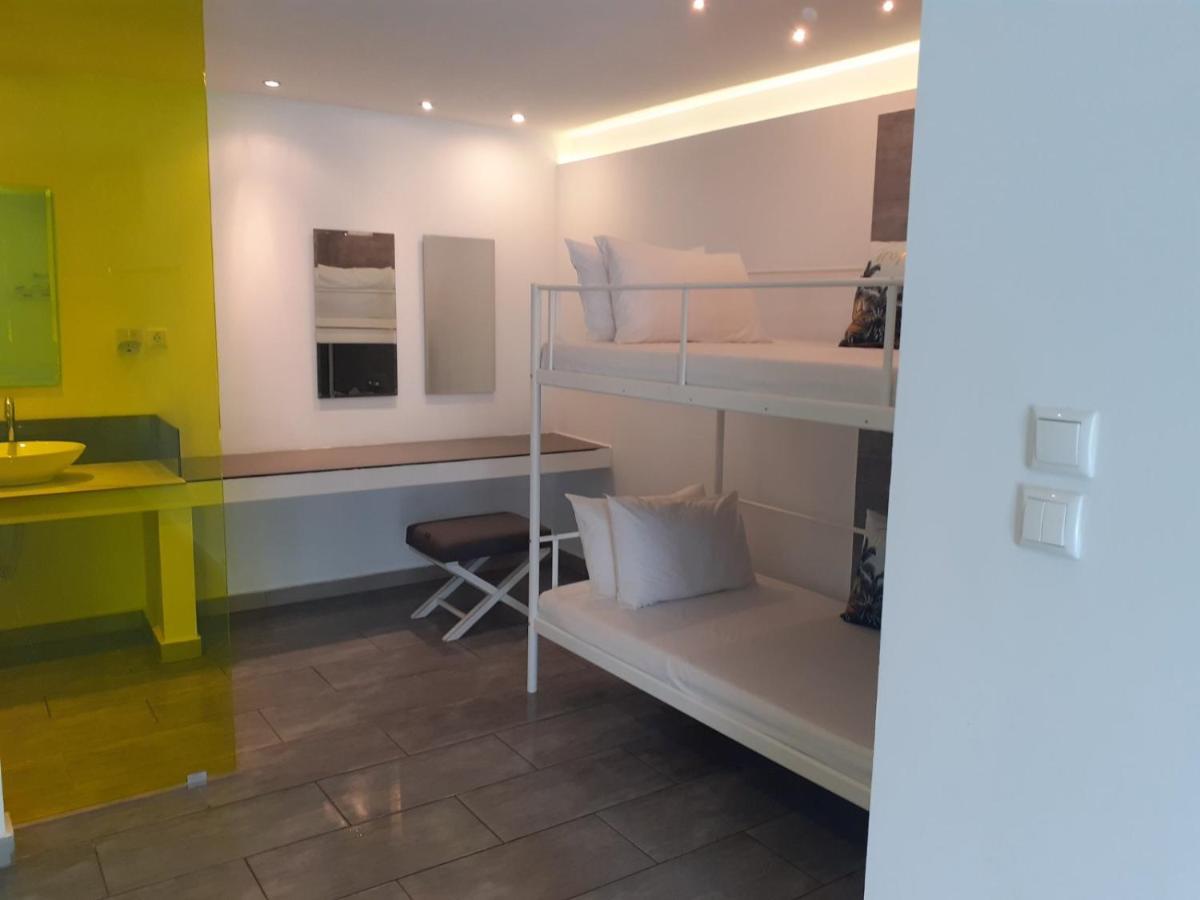 פוטוס Kapahi Seaview Hotel Apartments מראה חיצוני תמונה
