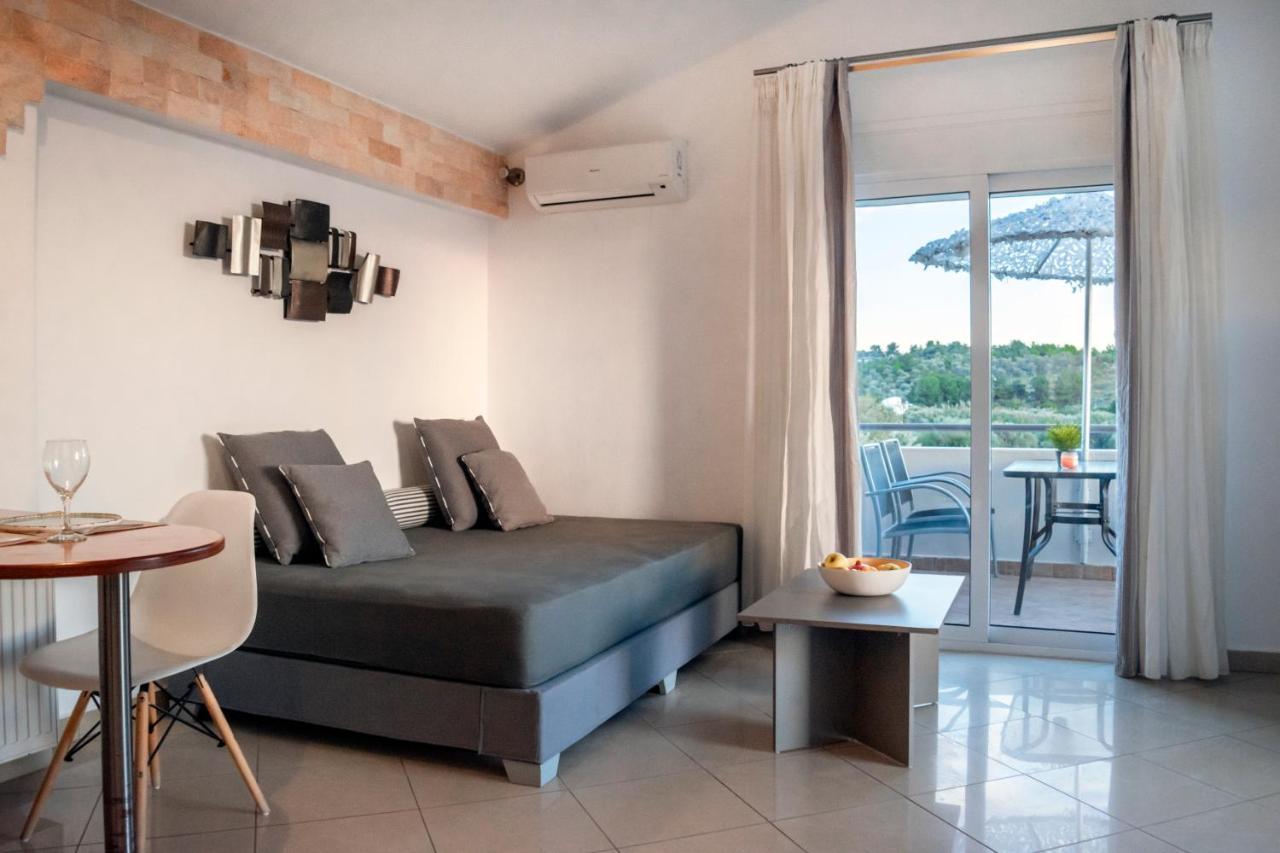 פוטוס Kapahi Seaview Hotel Apartments מראה חיצוני תמונה