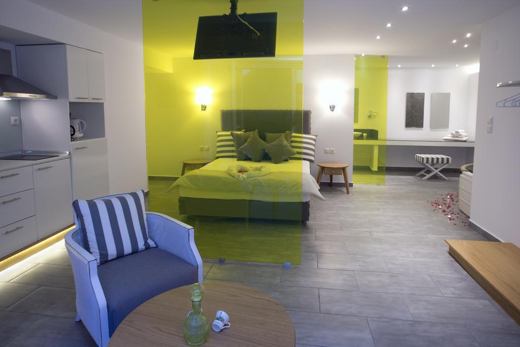 פוטוס Kapahi Seaview Hotel Apartments מראה חיצוני תמונה