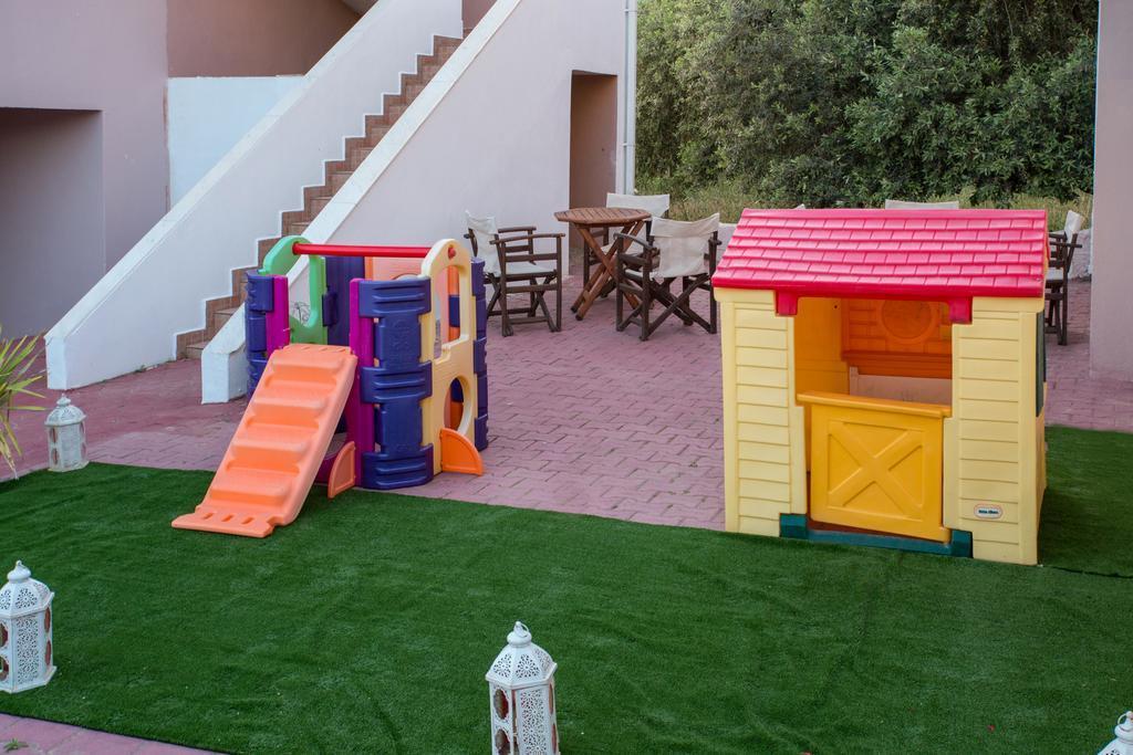פוטוס Kapahi Seaview Hotel Apartments מראה חיצוני תמונה
