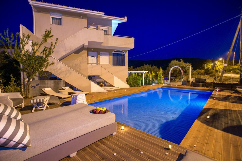 פוטוס Kapahi Seaview Hotel Apartments מראה חיצוני תמונה